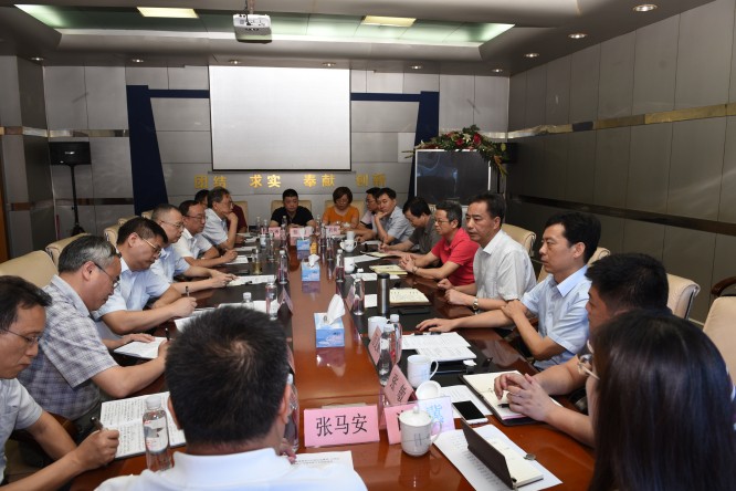 市政公用集團領(lǐng)導(dǎo)與長運集團、長運股份領(lǐng)導(dǎo)班子召開見面會