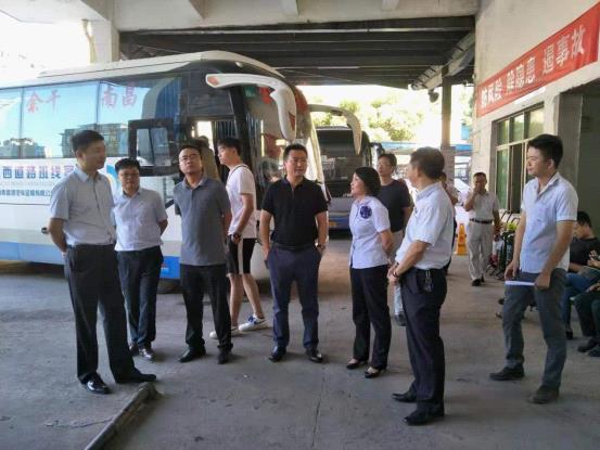 王曉視察青山、徐坊客運(yùn)站改造工程進(jìn)展情況