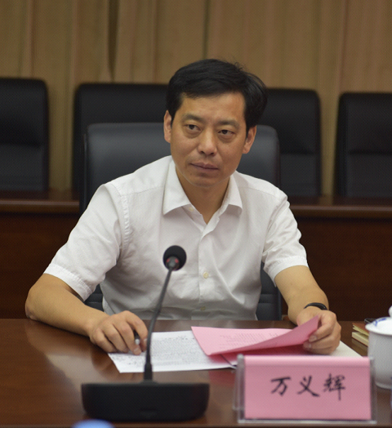 市政公用集團黨委副書記、總經(jīng)理萬義輝調(diào)研江西長運