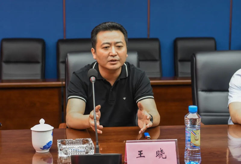 江西長運(yùn)與南昌市工傷和職工失業(yè)保險(xiǎn)服務(wù)中心召開“彰顯省會擔(dān)當(dāng)，我們怎么干”企業(yè)研討專題會