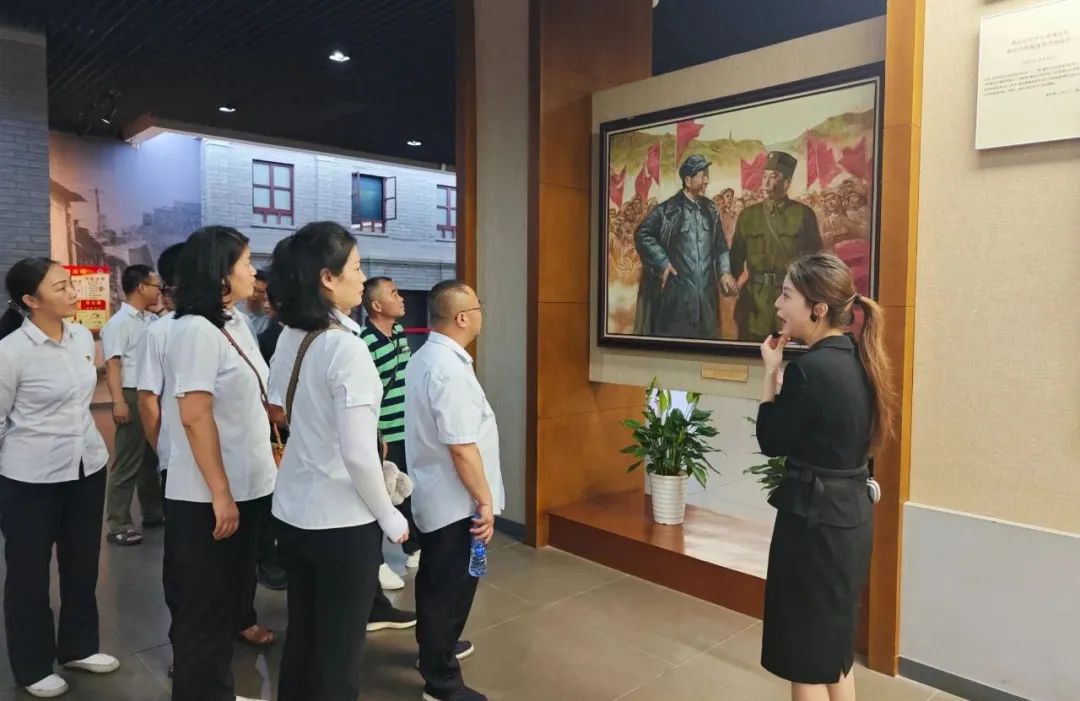 都市城際公交 長途客運分公司開展學(xué)習(xí)黨的二十大精神現(xiàn)場教學(xué)