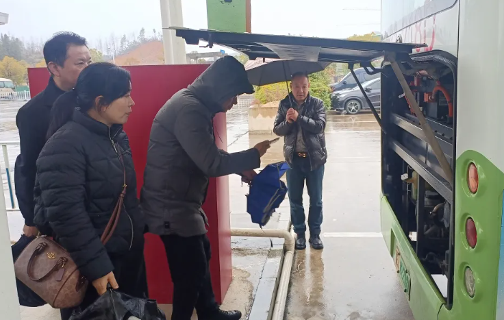 股份公司專項檢查黃山長運招標(biāo)采購及機務(wù)管理工作