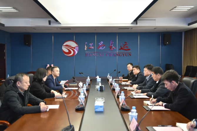 宇通客車到江西長(zhǎng)運(yùn)交流 劉磊、穆孫祥出席