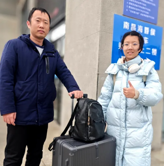 都市城際公交：校園直通車上遺失行李10分鐘速尋速還，高效！